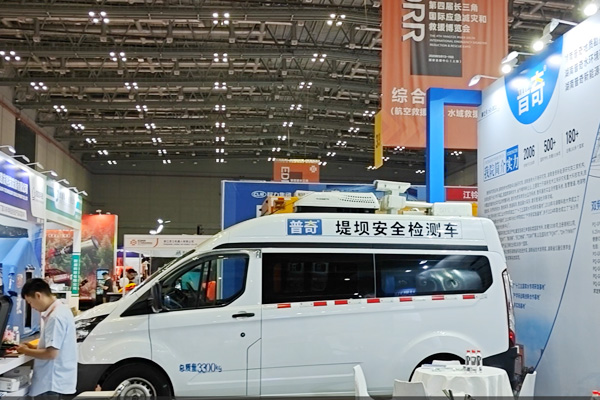 普奇的堤壩安全檢測車PQ-DB1000